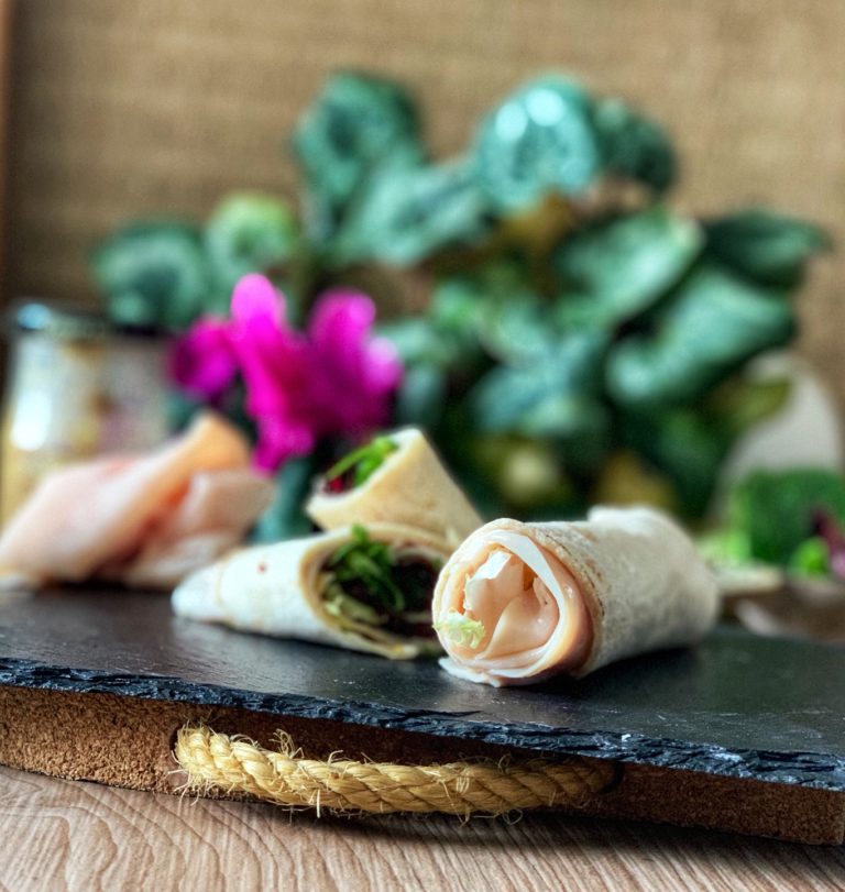 Turkey wraps with mustard and honey mayonnaise