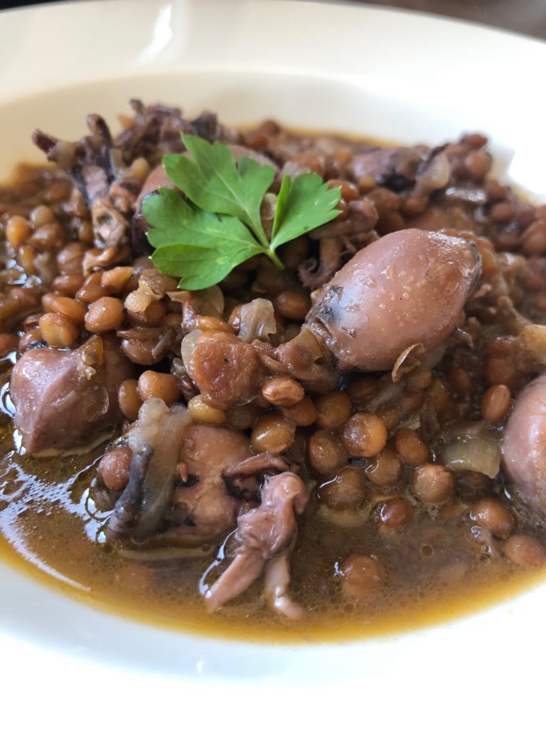 Guiso de lentejas con chipirones