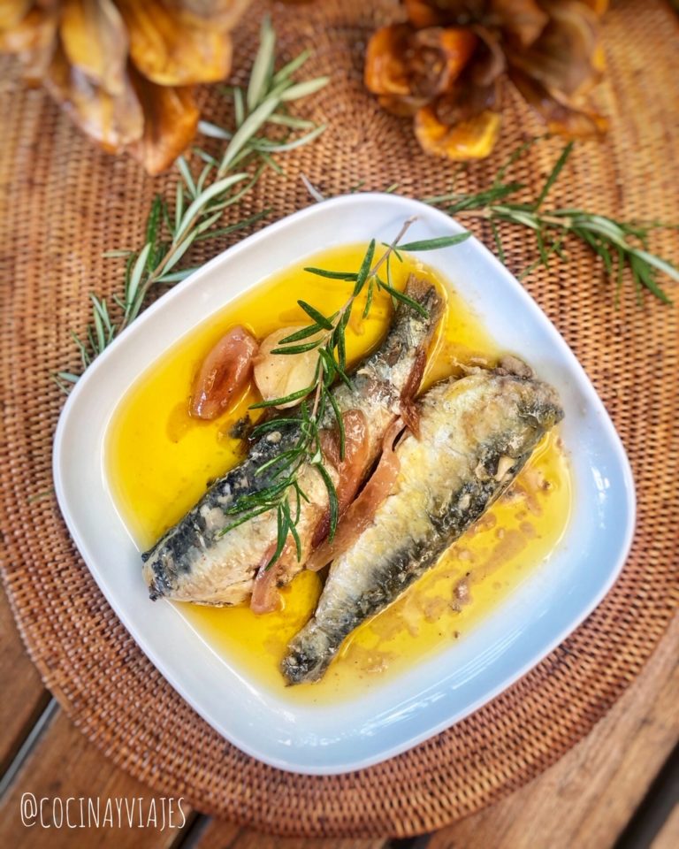 Sardinas frescas en escabeche